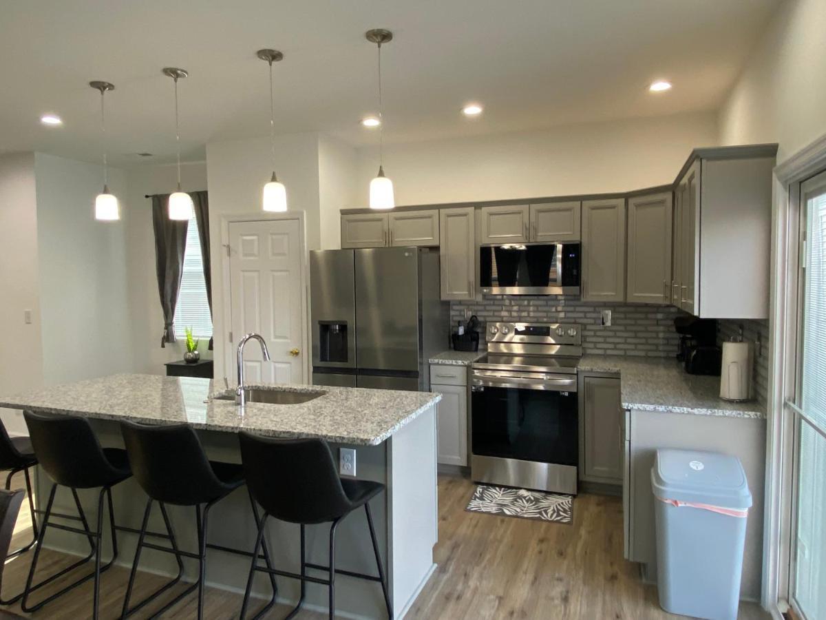 The Chesapeake Gray Villa Norfolk Exterior photo